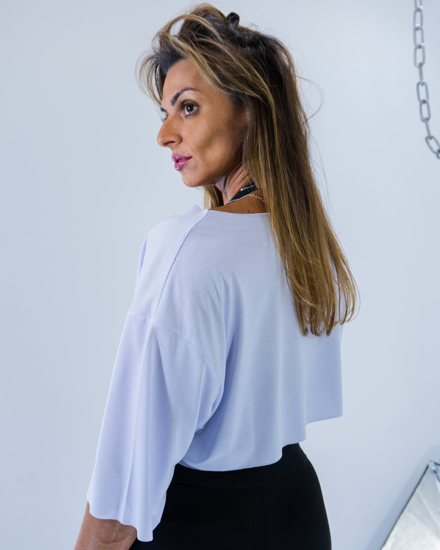 Cropped Unique - White